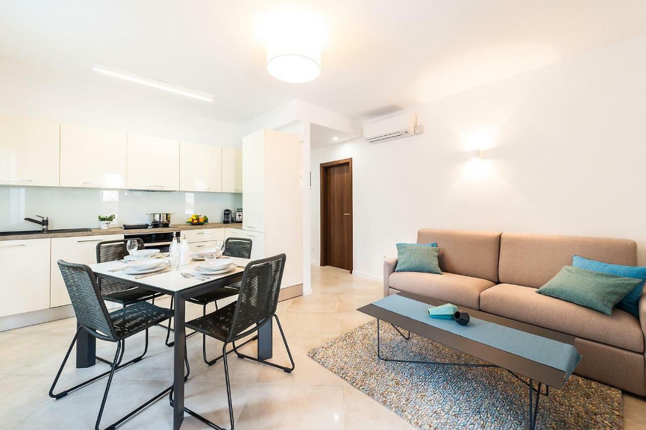 Apartment Auretta Novigrad  Bagian luar foto