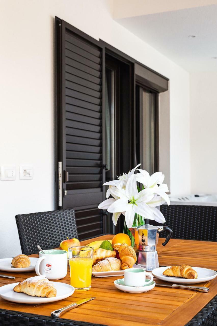 Apartment Auretta Novigrad  Bagian luar foto